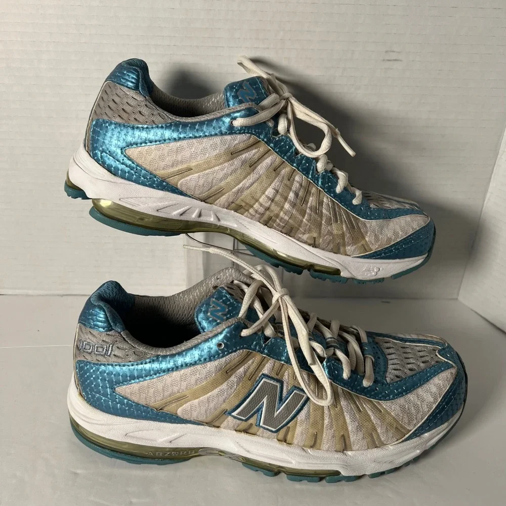 RARE New Balance WR1001BL Womens 8.5‎ B Running Shoes Silver Metallic Blue VTG